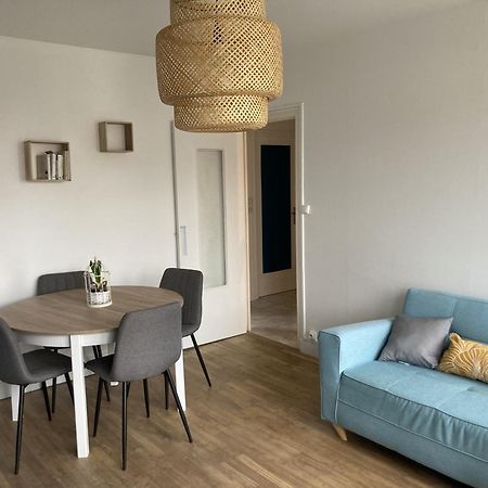 Logement Cosy Au Coeur D'Oradour Exterior foto