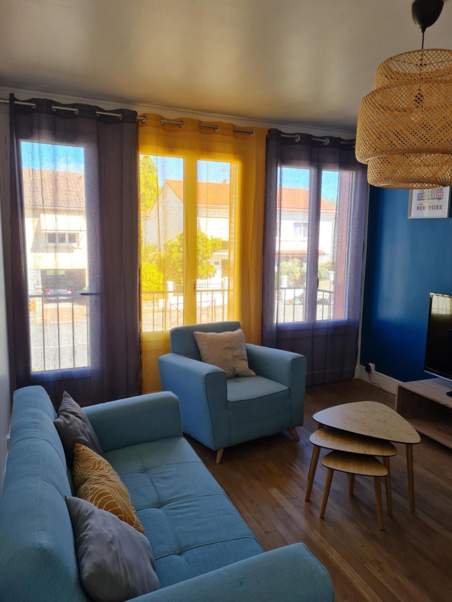 Logement Cosy Au Coeur D'Oradour Exterior foto